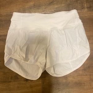 Lululemon white speed up 4”